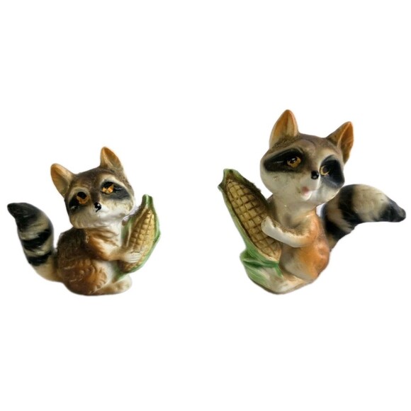 Vintage JAPAN Bone China RACOON HOLDING CORN Set of 2 MINIATURE Animal FIGURES - Picture 1 of 9